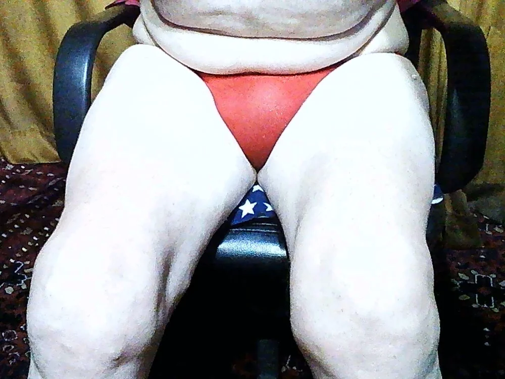 donna36 離線 XXX 聊天