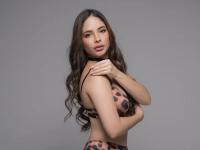 Zoe_Bae on StripChat