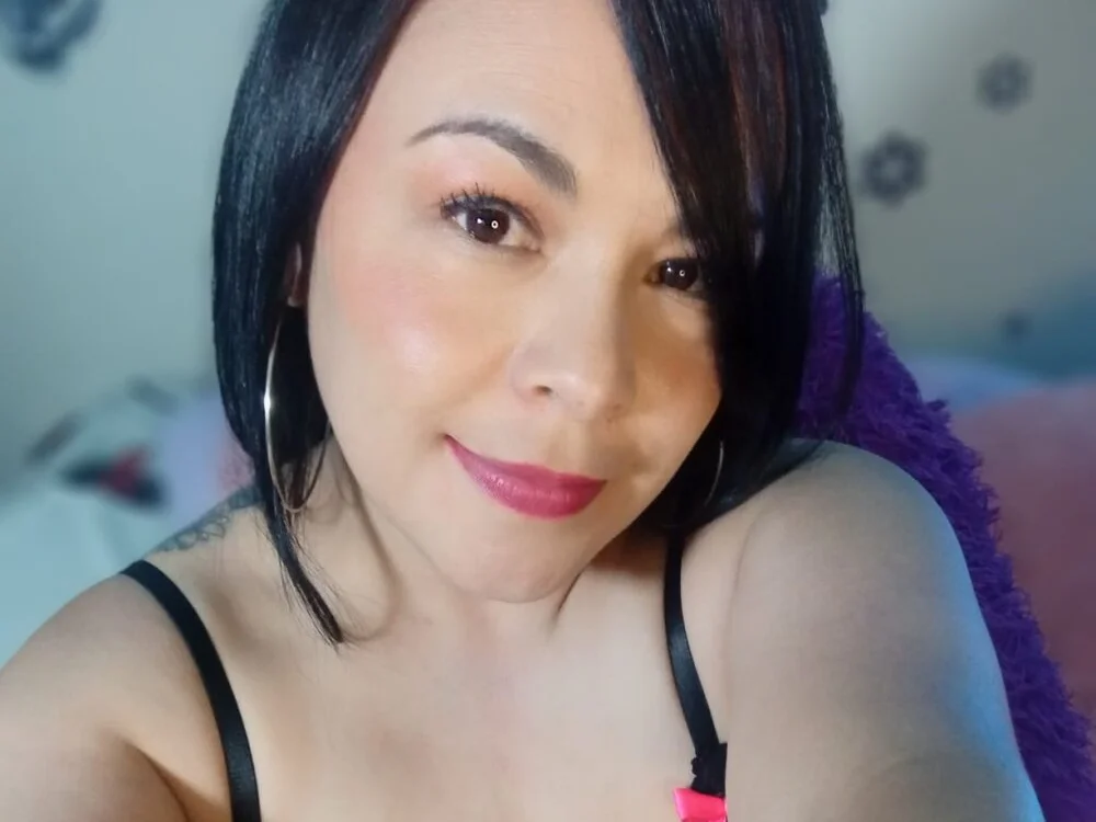 MIA_BIANCCO Chat XXX Ngoại tuyến