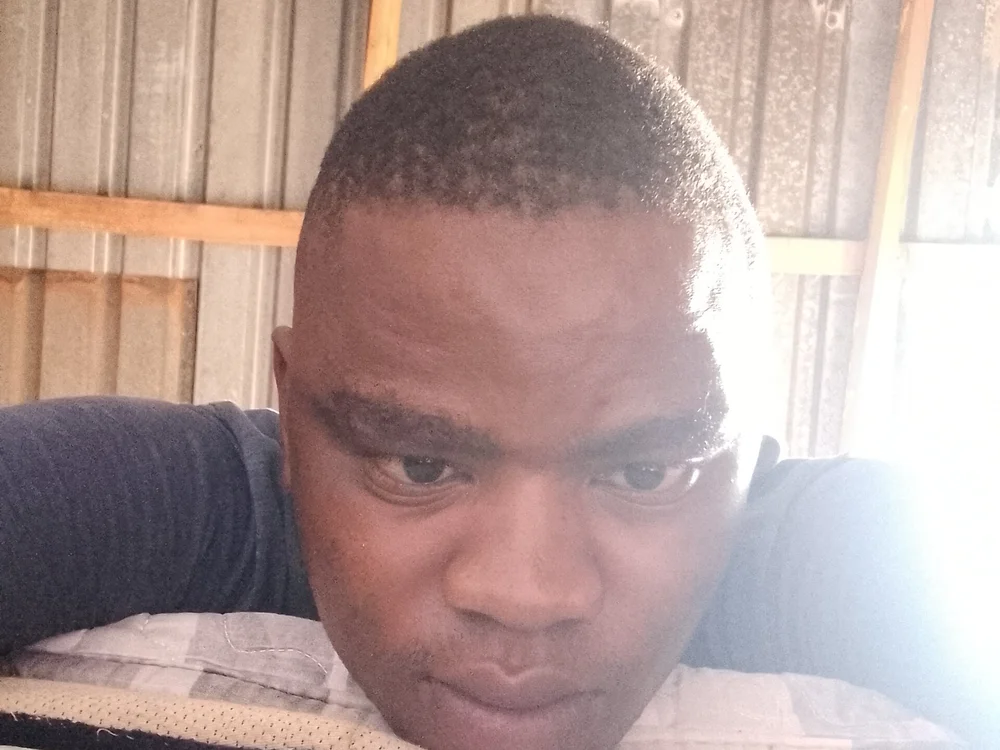 zanothando2's Offline Chat Room