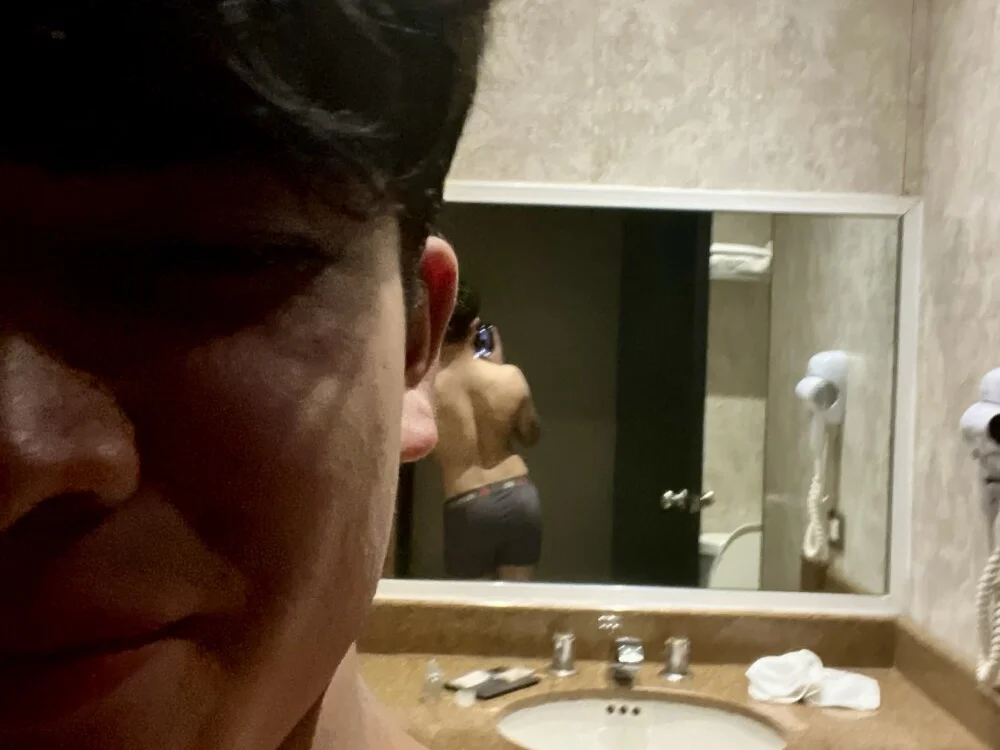 Ivan_calient's Offline XXX Chat