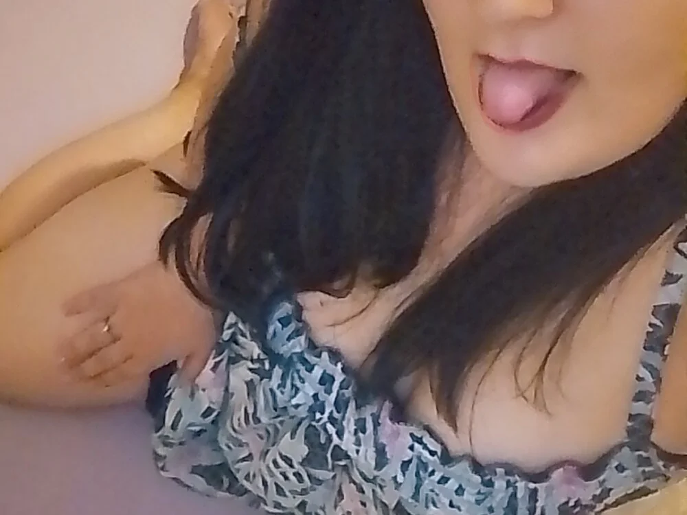 KrisstinaBi's Offline XXX Chat