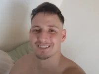 welltommy2001 webcam model
