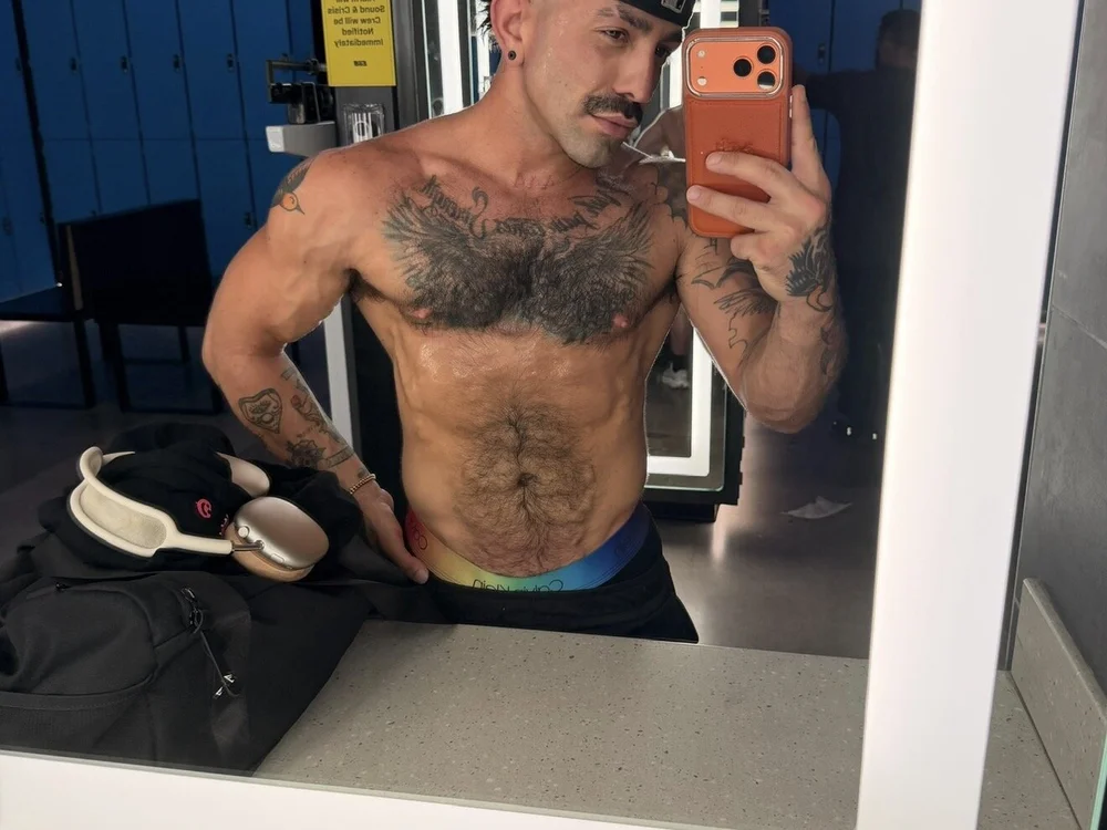 beau_rivers' Offline XXX Chat