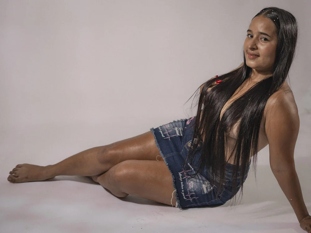 lucy_broosk offline chatrum