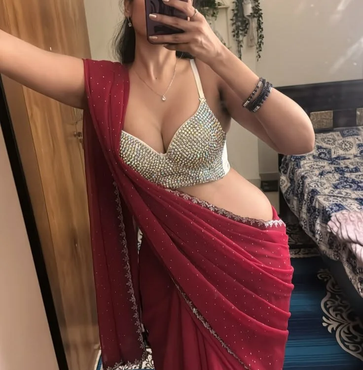 Ruchi-20 Live XXX-chat
