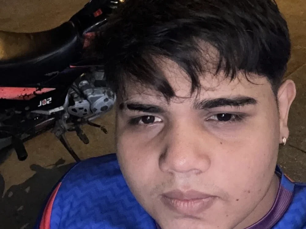 mxrxbx's Offline Chat Room