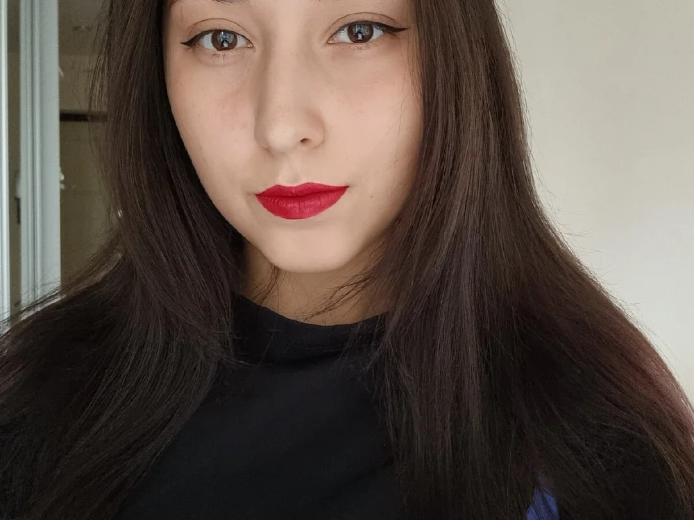 Kristin_Grey_'s Offline Chat Room