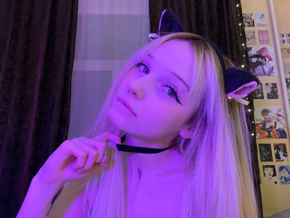 softlyblessed's Offline XXX Chat