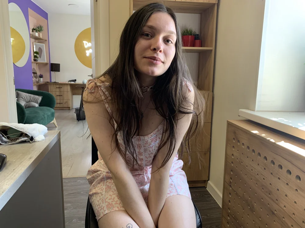 Effy_Slut's Offline Chat Room