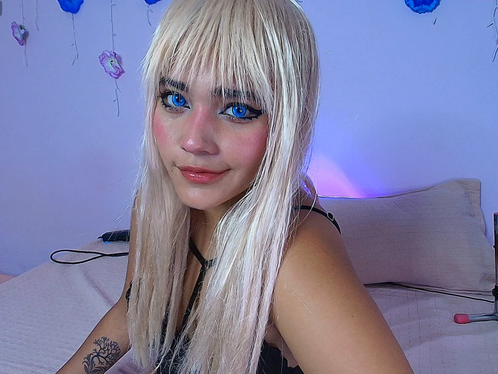 Aprilsweet2005 offline XXX-chatje