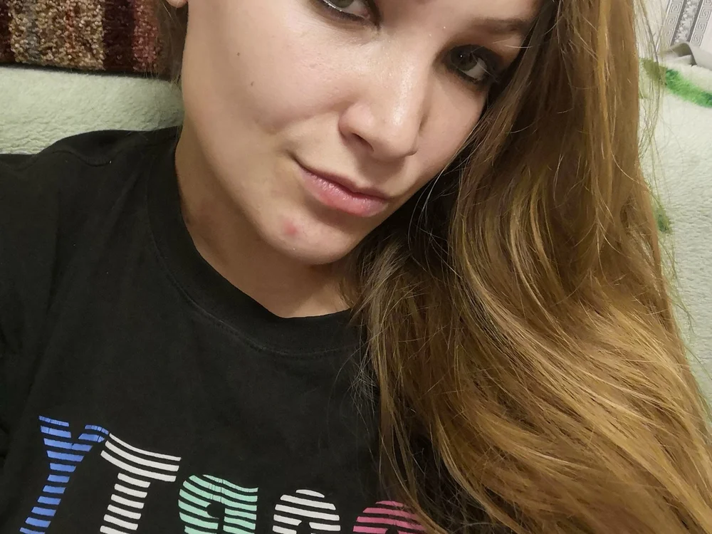 DiamondGina's Offline Chat Room