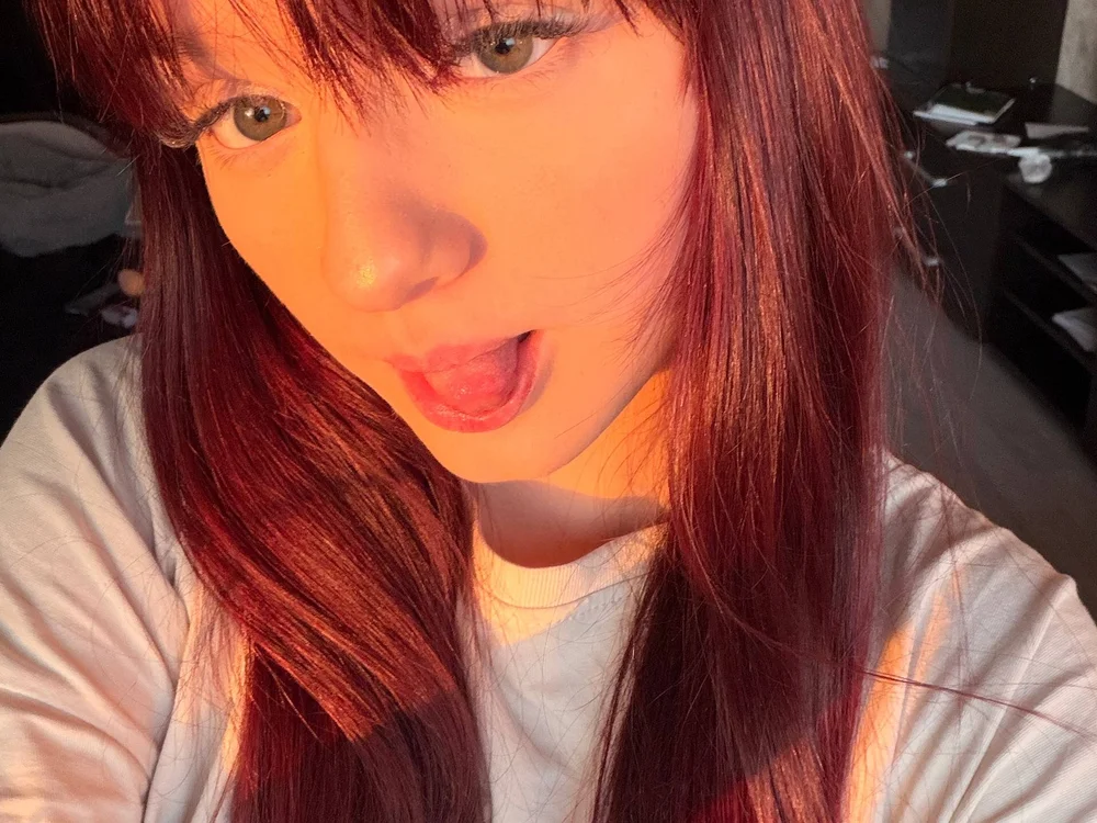 ChrisForck Chat XXX offline