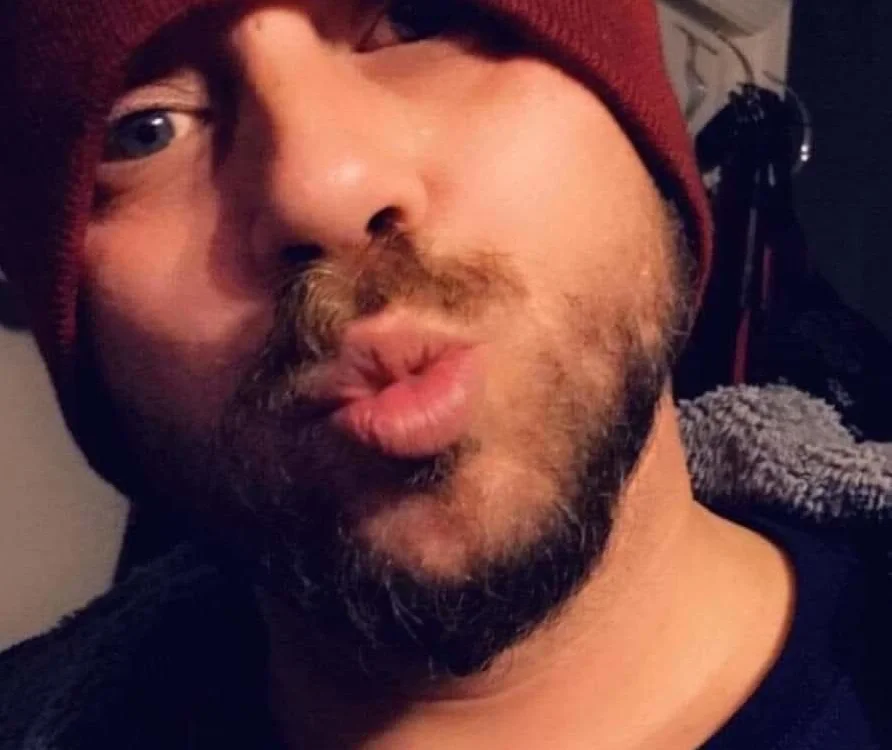 williepeters' Offline XXX Chat