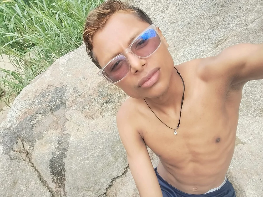 Milo__Blackn Offline chat-huone