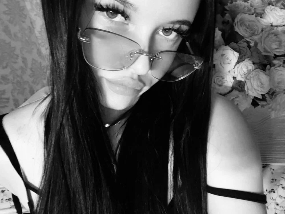 AnnaSd_ksks offline chatrum