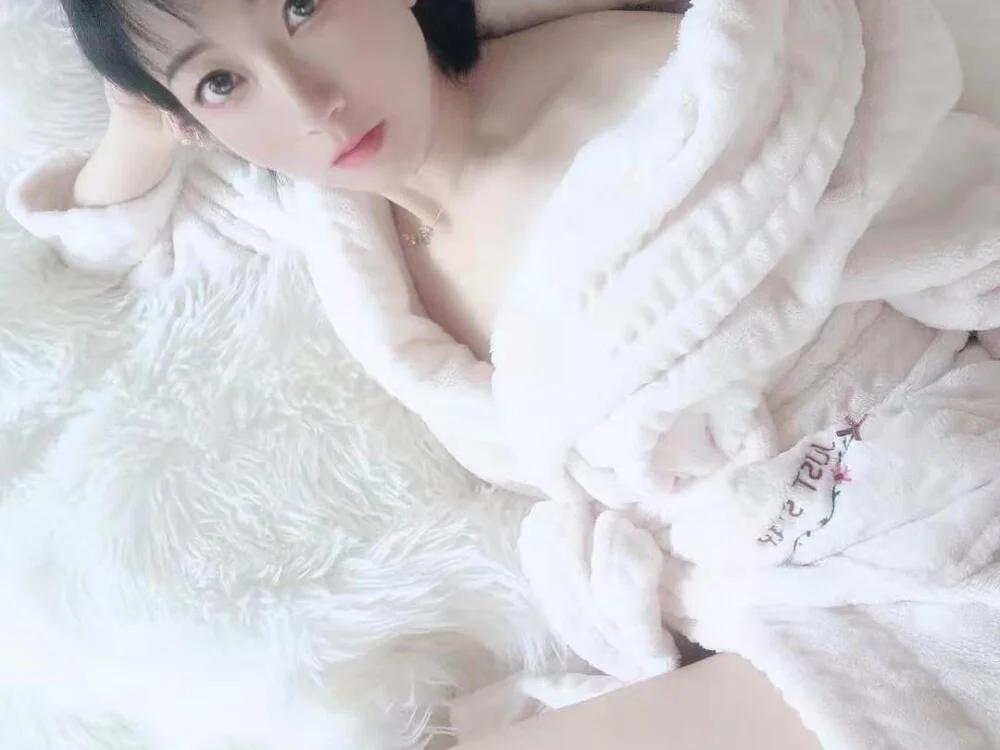 Ella99 离线XXX聊天