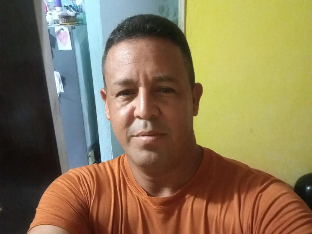 hectorasprilla22 offline chatrum