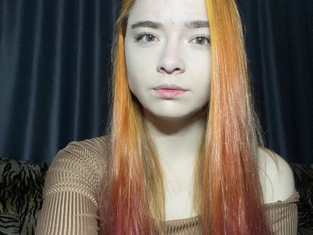 CrisMillwee's Offline Chat Room