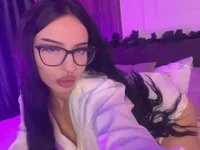 RavenFoxxy's webcam live show