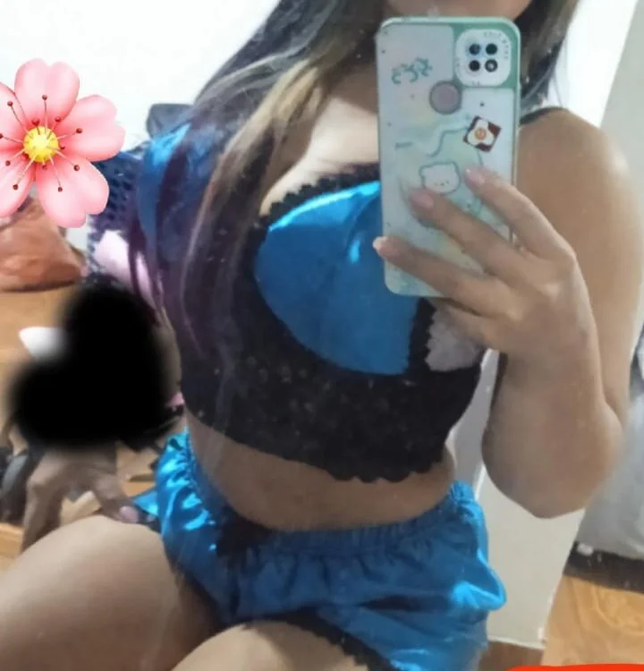SofiaMillk_'s Offline XXX Chat