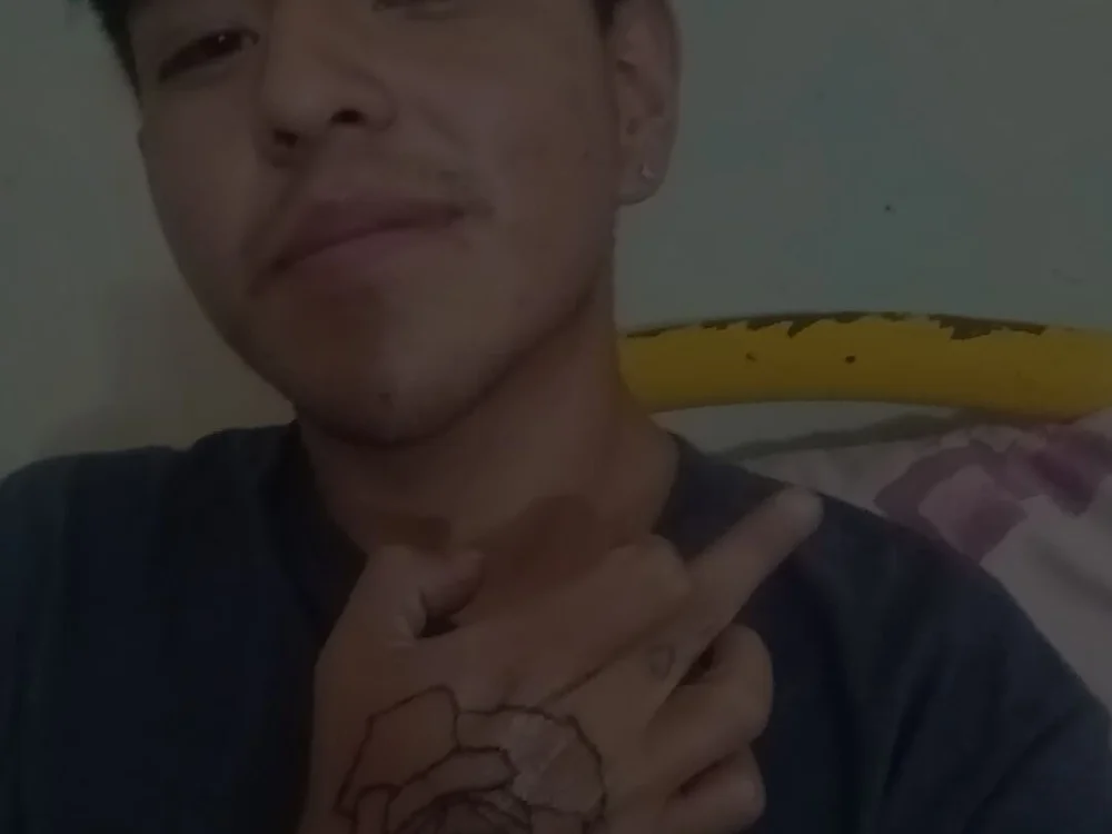 Kevinhuert089: офлайн-секс-чат