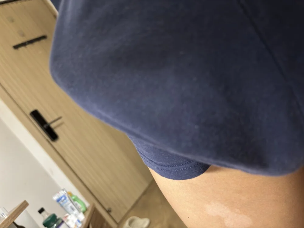 Chatroom XXX hors ligne de leeyoung_