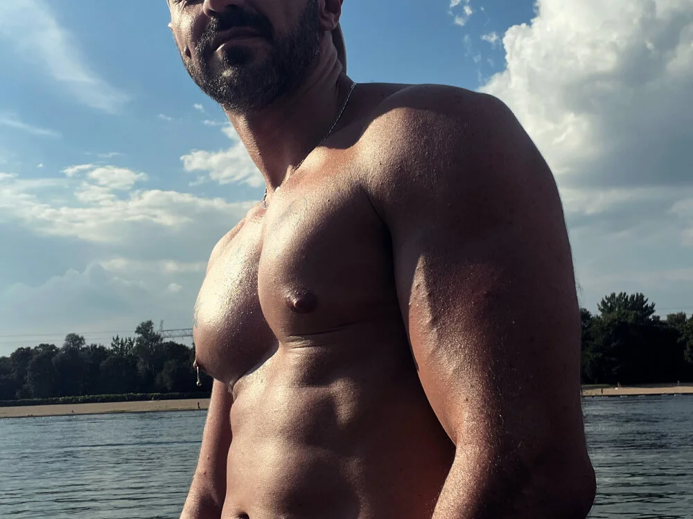 Офлайн-чат XXX alejandrobg@xh