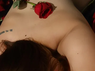 Zoe_Luxxe_ - live cam model