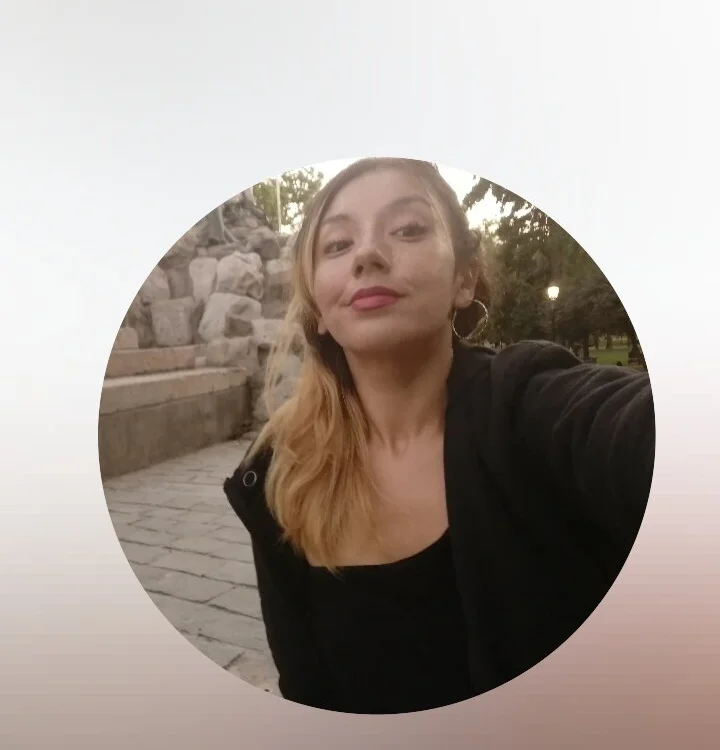 Lili_Valkova Chat XXX offline