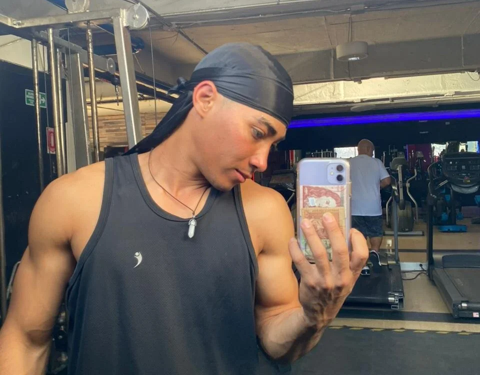 Maximo_Zahir's Offline XXX Chat