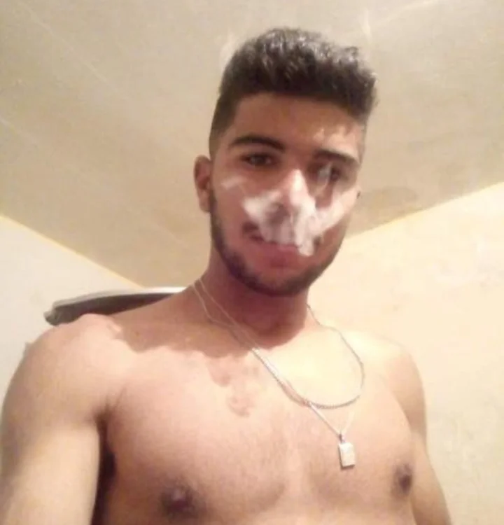 Danielcosta2000's Offline Chat Room