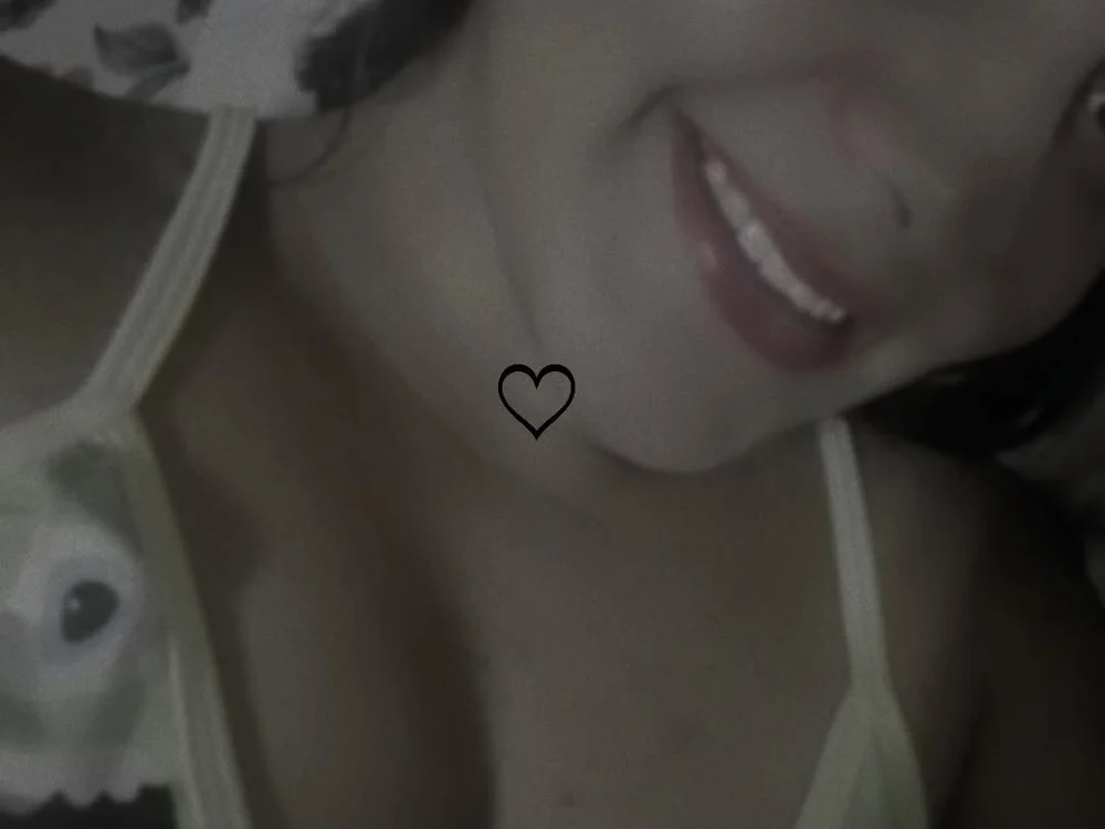 Celeste_Cor24's Offline XXX Chat
