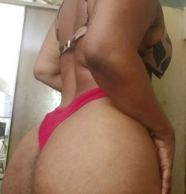 jennybombom