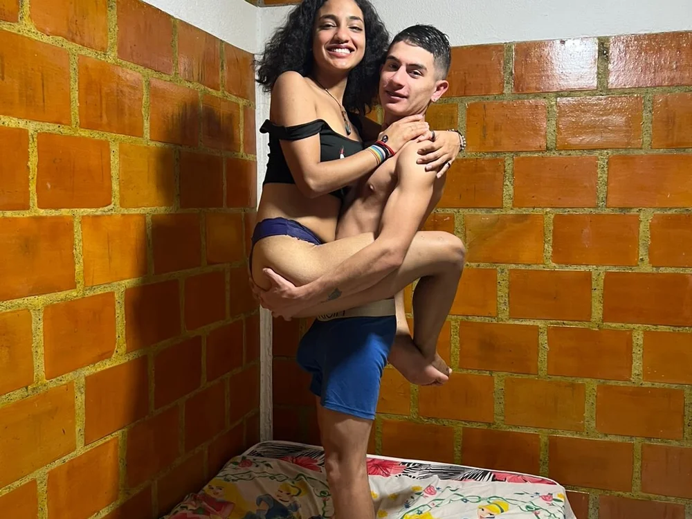 Chatroom hors ligne de mia_and_roxie69