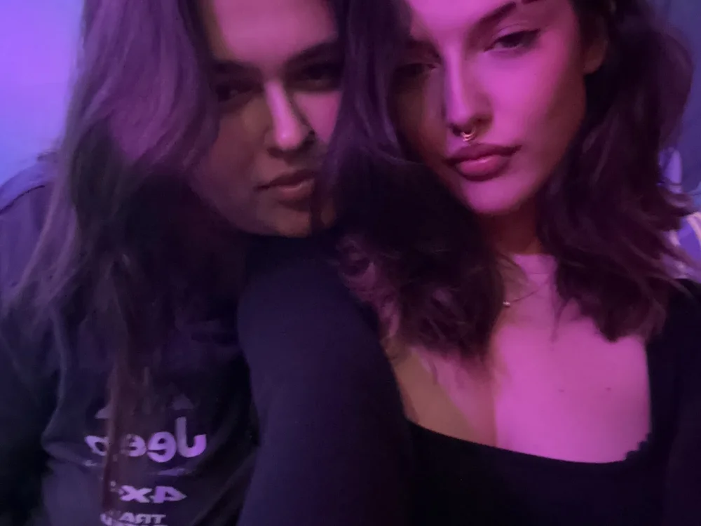 Offline XXX chat modela PixieXLun