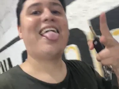 แชท XXX ออฟไลน์ของ stuckz18cm