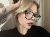 Ophelia_Ritz's webcam live show