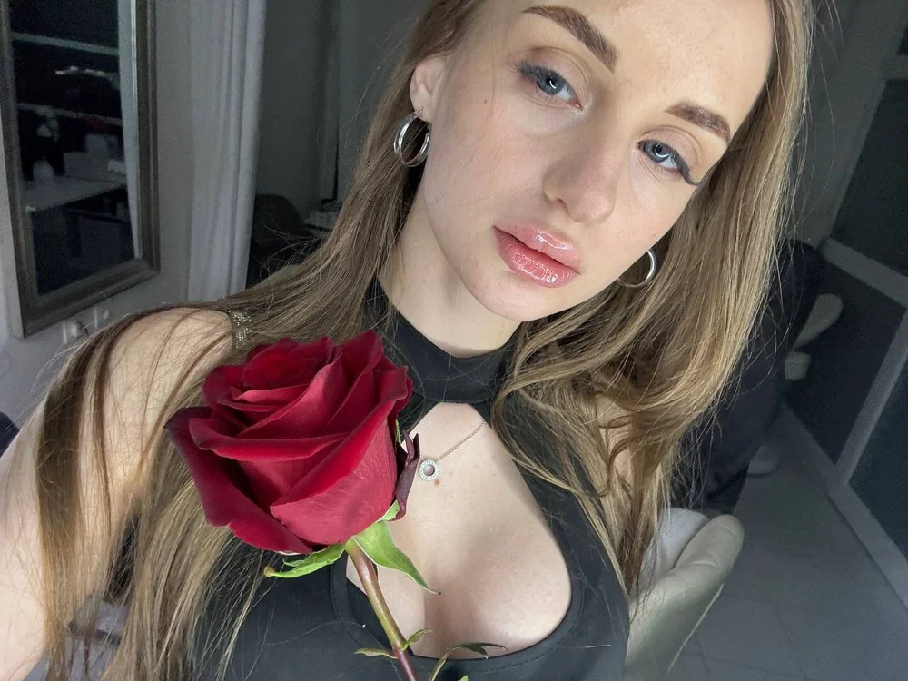 Elina_Ness offline chatrum
