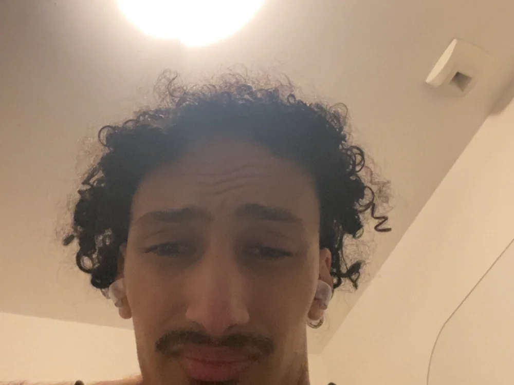 CrazyGoonLover's Offline Chat Room