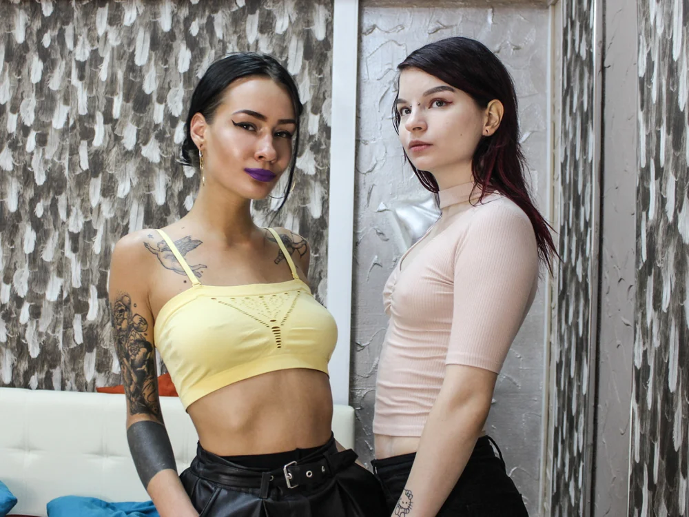 Offline chatovací místnost EvaXAshley