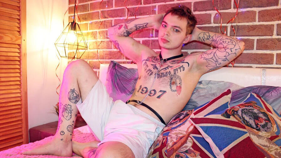 bobbyoff's Offline Chat Room