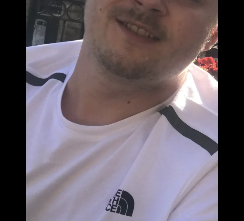 Hornyyasfuck Adlı Modelin Çevrimdışı XXX Sohbeti