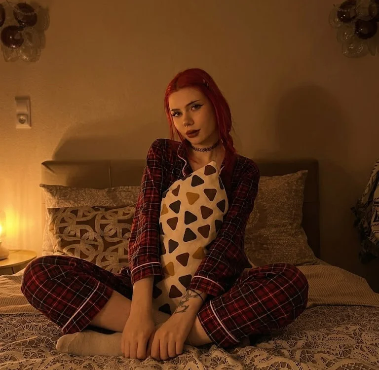 Veldenga Adlı Modelin Çevrimdışı XXX Sohbeti