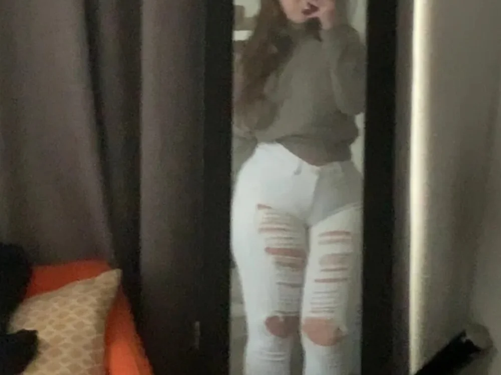 Yomama69- offline XXX-chat