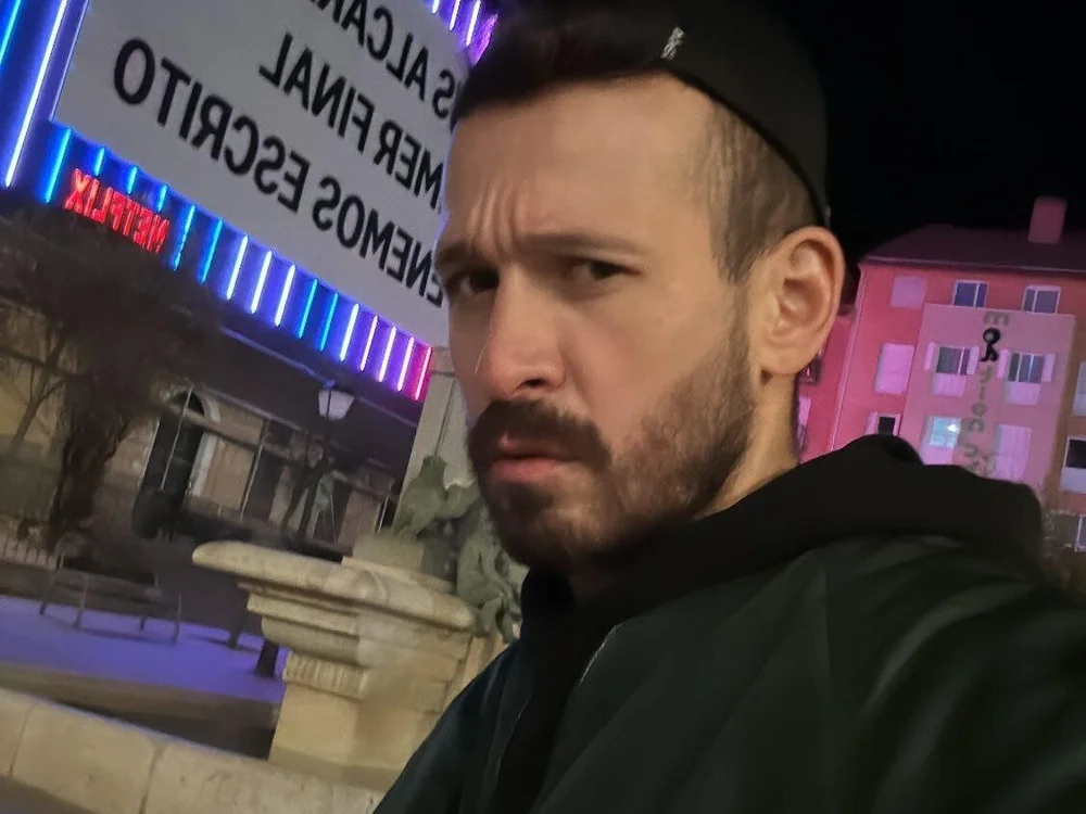 Aramirex321 offline chatrum