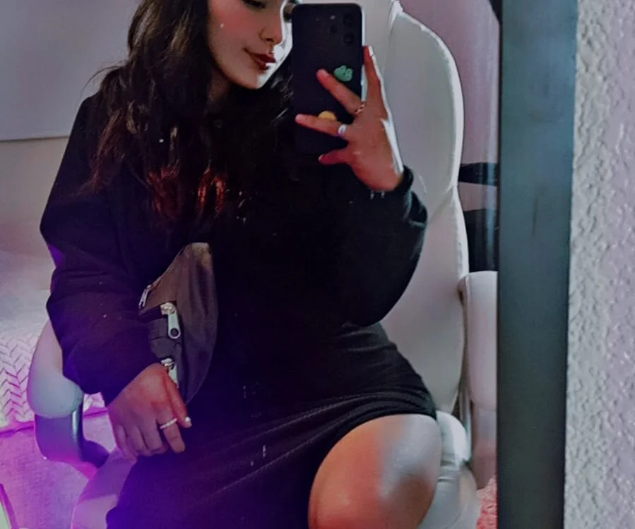 Camilaa1__ offline chatrum