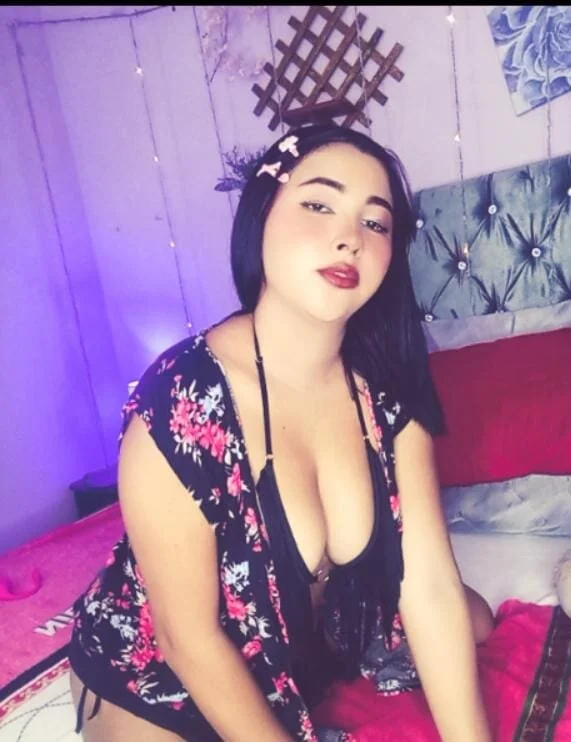 SamaraMaalouf_ offline XXX-chat