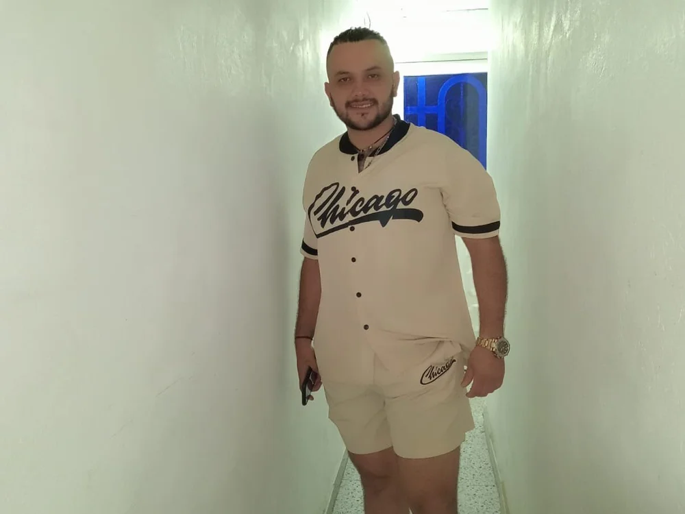 Tonkinsonhot offline chatrum