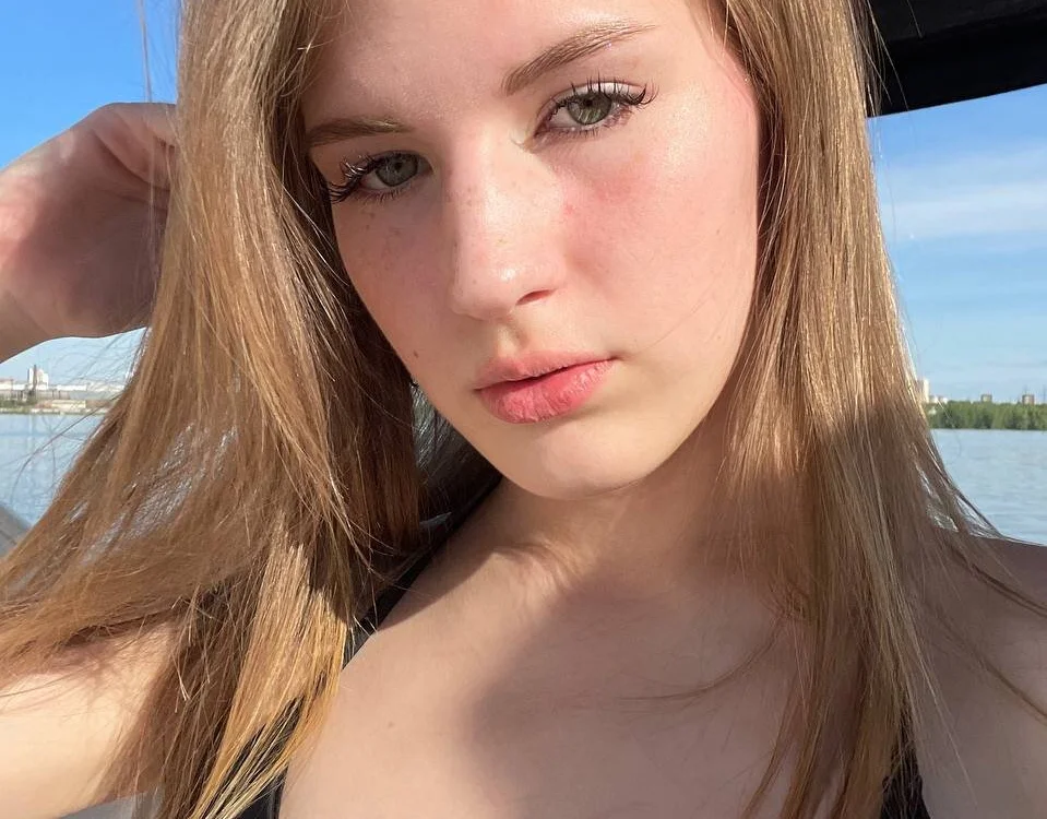 KellyGoldman's Offline XXX Chat